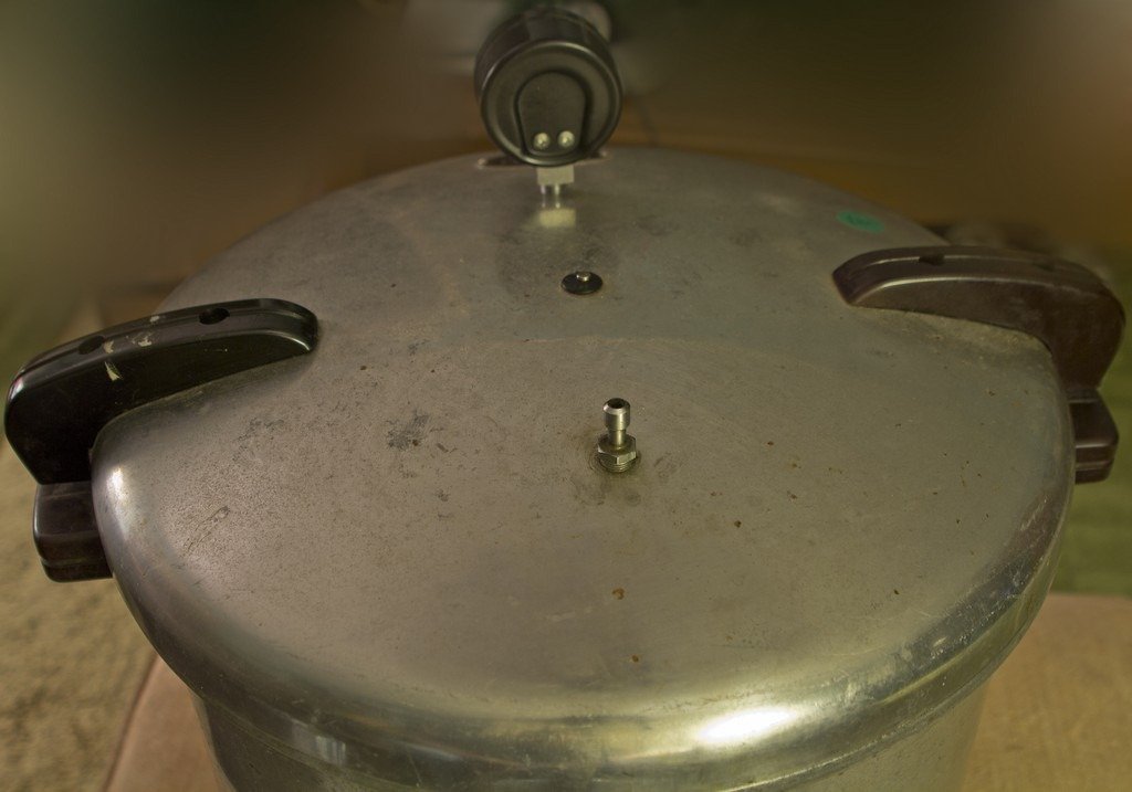 Vtg NOS Presto Pressure Canner Cooker Safety Valve Cap Assembly Pre 1945 Models 